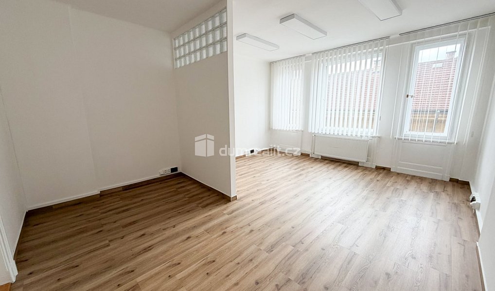 Pronájem kanceláře 30 m², Praha – náhled fotky 2