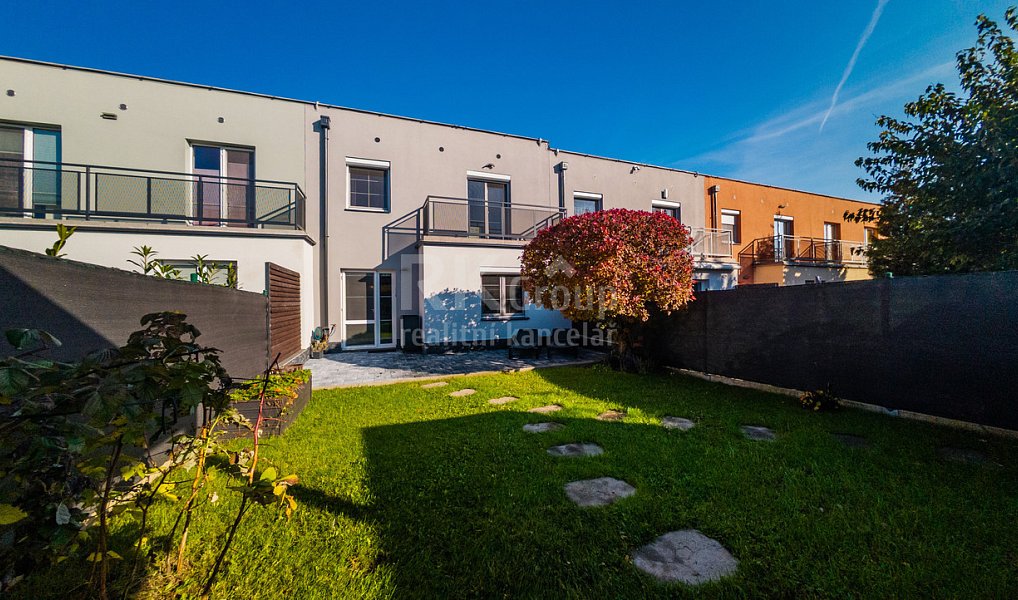 Prodej domu 139 m² s pozemkem 210 m², Praha – náhled fotky 32