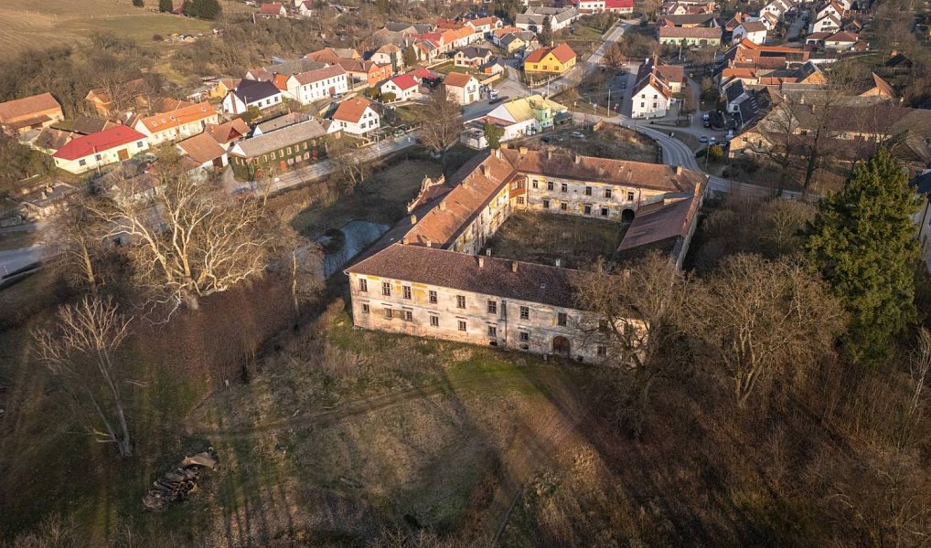 Prodej komerčního objektu (jiného typu) 28 378 m², Biskupice – náhled fotky 3