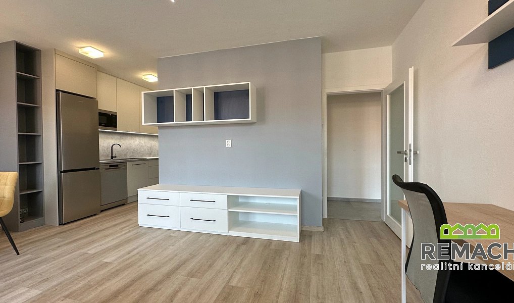 Pronájem bytu 2+kk 57 m², Uherské Hradiště – náhled fotky 7
