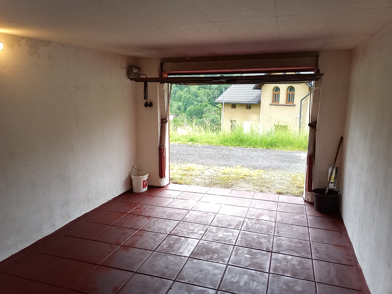 Řadová garáž Tanvald – pohled 4