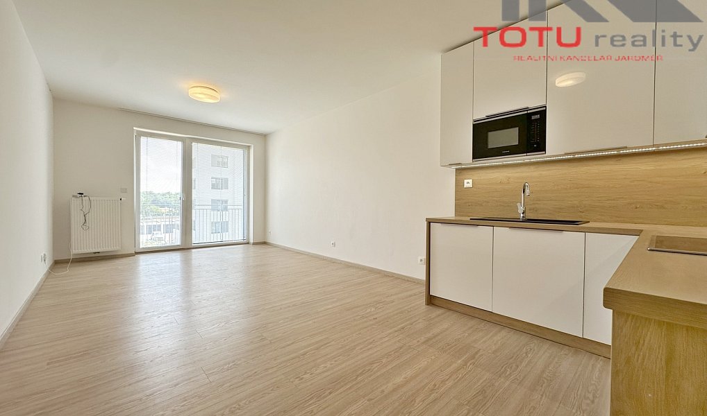 Pronájem bytu 3+kk 82 m², Jaroměř – náhled fotky 2
