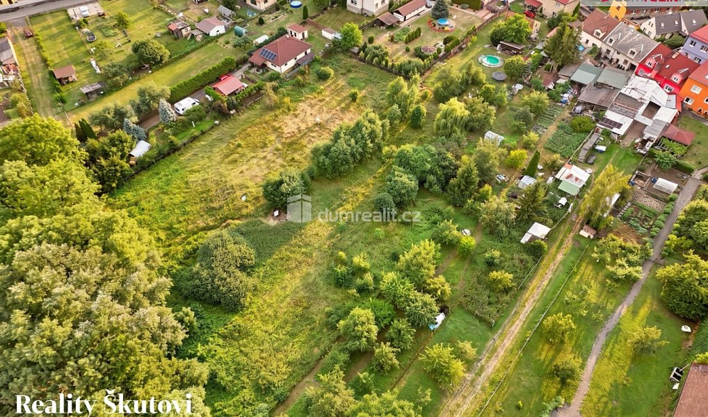 Prodej stavebního pozemku 902 m², Chabařovice – náhled fotky 9