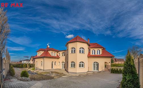 Prodej domu 844 m² s pozemkem 1 088 m², Topolová, Buštěhrad, okres Kladno