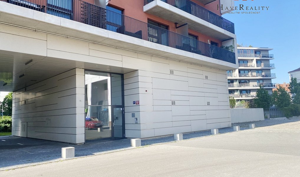 Pronájem bytu 2+kk 65 m², Praha – náhled fotky 18