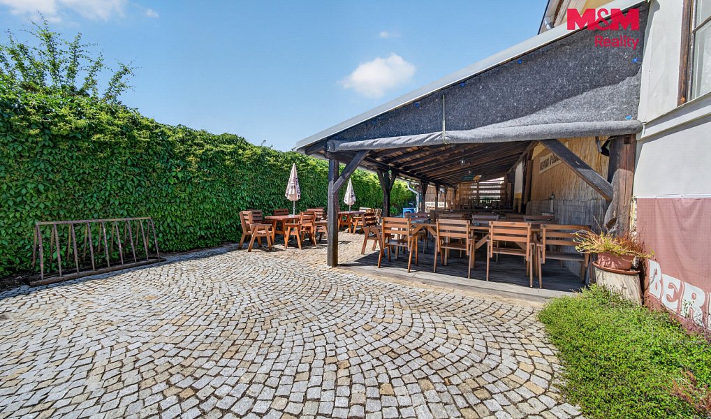 Prodej restaurace 879 m², Studená – náhled fotky 7
