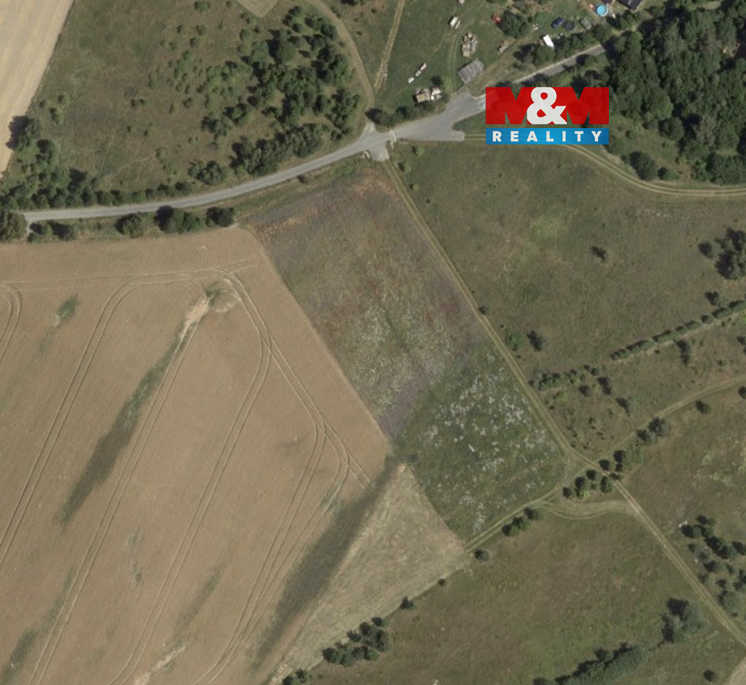 Prodej pole 7 249 m²