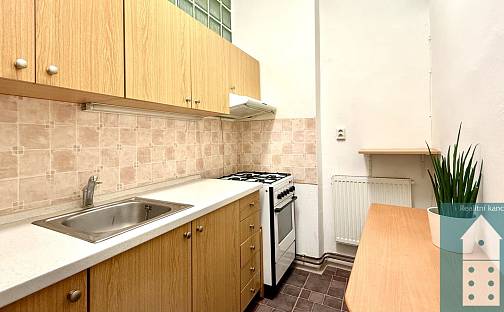 Pronájem bytu 1+1 32 m², Kroměříž