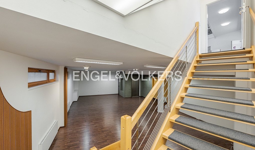 Pronájem obchodních prostor 84 m², Praha – náhled fotky 4