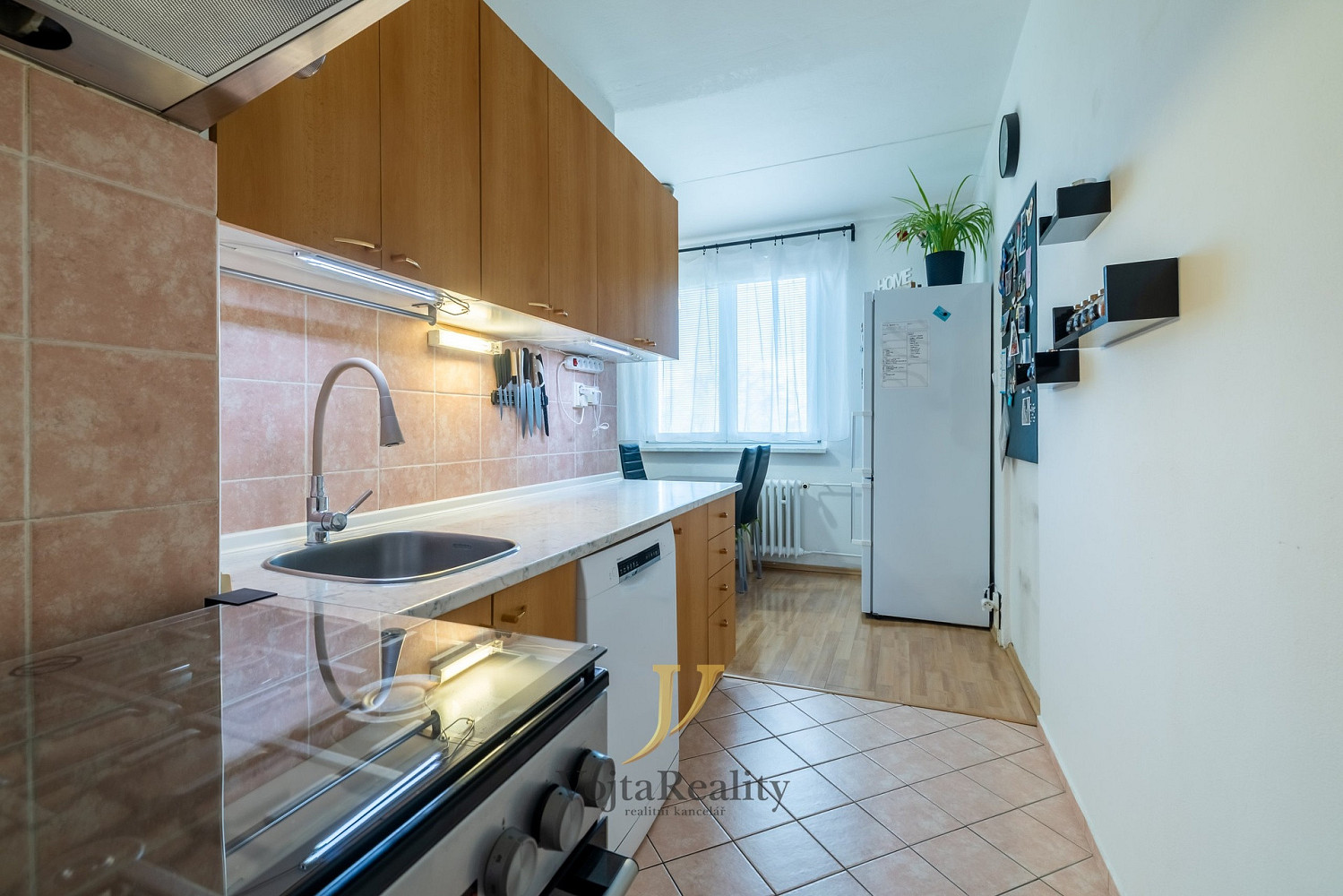 Prodej bytu 3+1 63 m² — photo 2