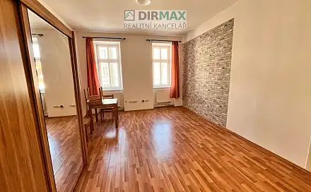 Pronájem bytu 1+kk 35 m²