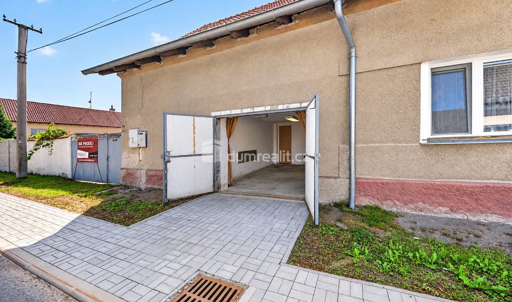 Prodej domu 743 m² s pozemkem 743 m², Mšecké Žehrovice – náhled fotky 9