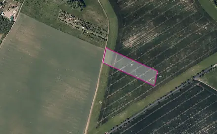 Prodej pole 10 947 m², Roštění, okres Kroměříž