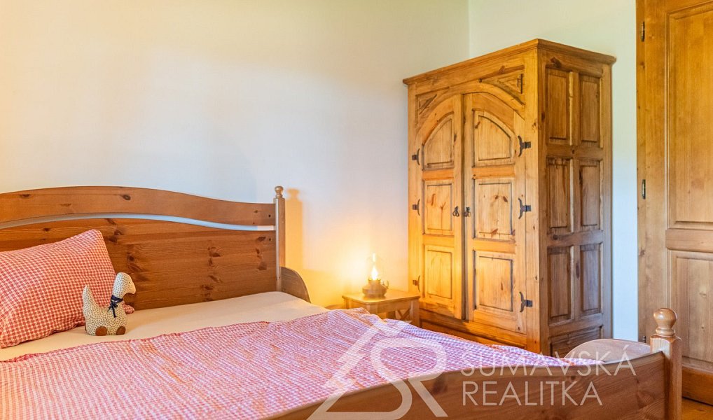 Prodej domu 259 m² s pozemkem 4 093 m², Nicov – náhled fotky 16
