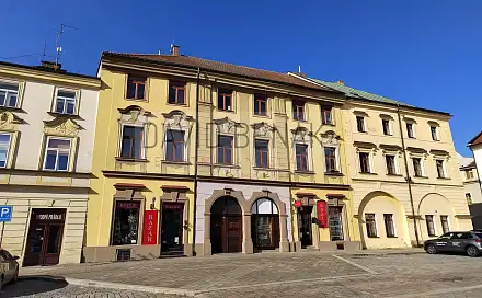 Pronájem obchodních prostor 70 m²