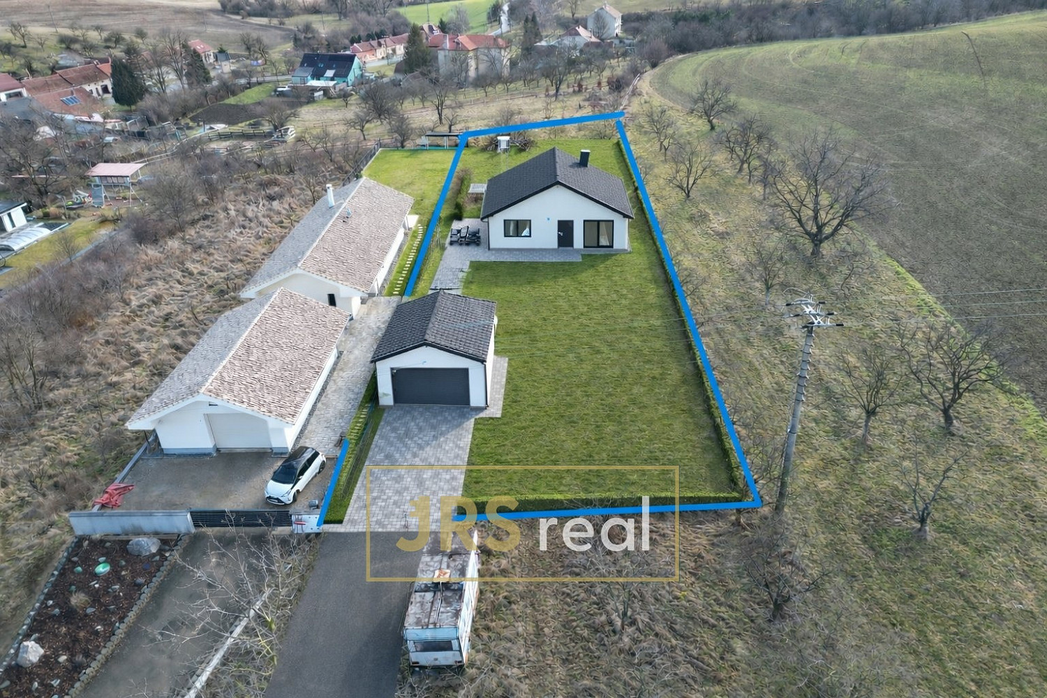 Prodej stavebního pozemku 2 239 m²