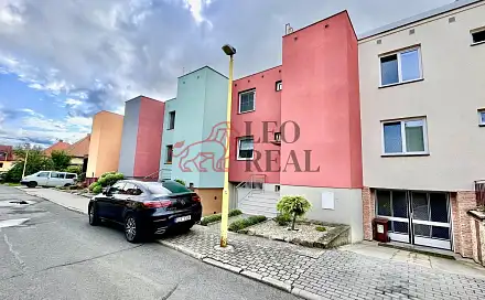 Prodej domu 180 m² s pozemkem 212 m², Dolní, Uherské Hradiště - Jarošov