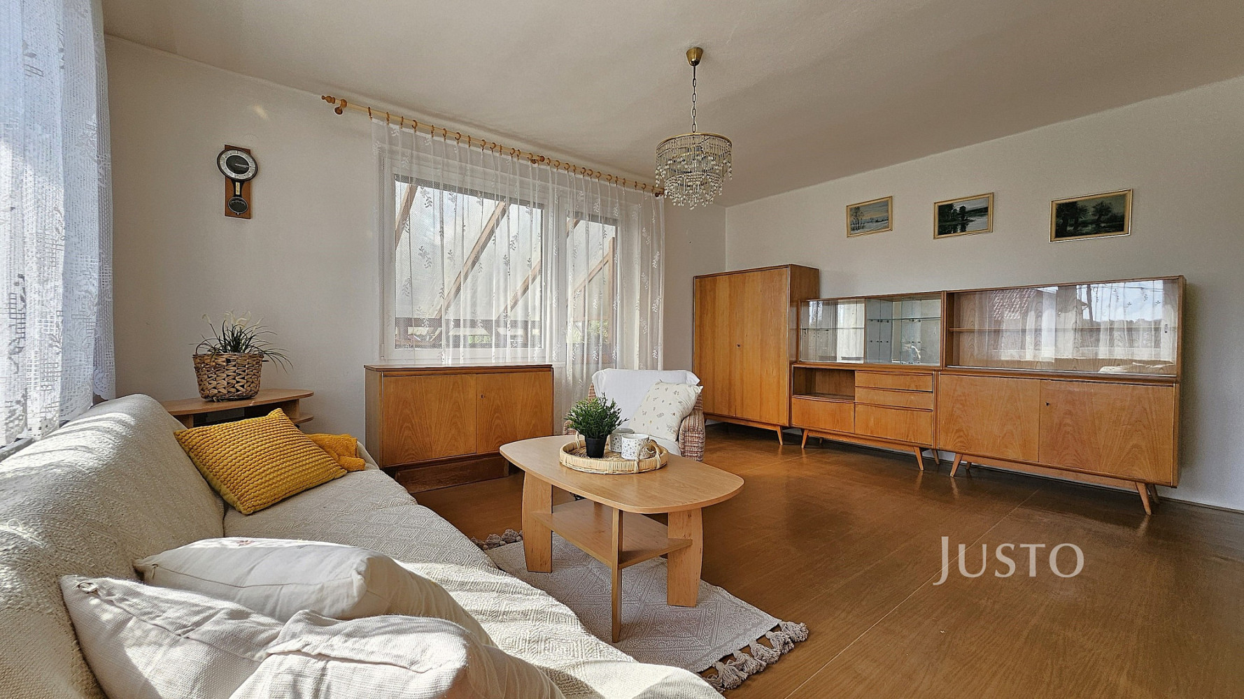 Prodej domu 296 m² s pozemkem 853 m² – fotografie 2