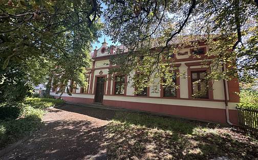 Prodej domu 300 m² s pozemkem 1 431 m², Roudnická, Budyně nad Ohří - Nížebohy, okres Litoměřice