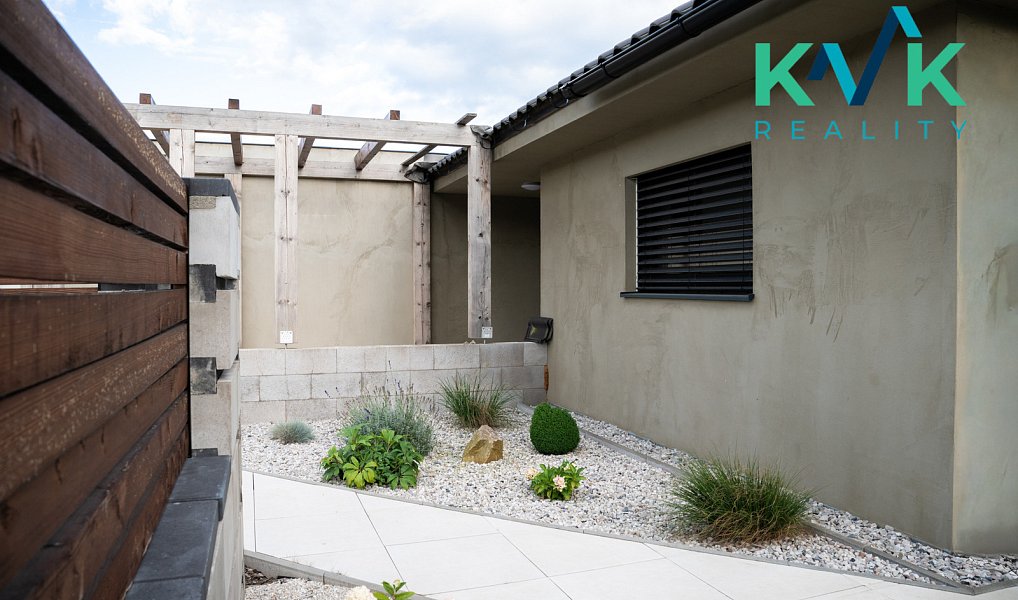 Prodej domu 228 m² s pozemkem 1 069 m², Hájek – náhled fotky 29