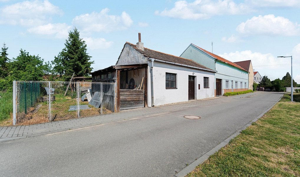 Prodej domu 188 m² s pozemkem 444 m², Drnholec – náhled fotky 3