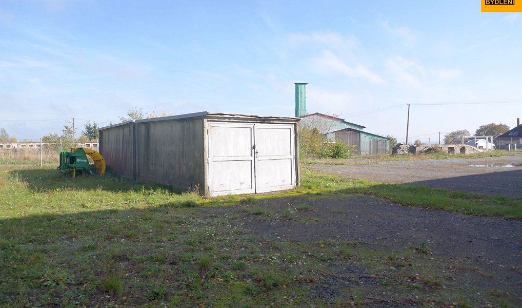 Prodej komerčního pozemku 3 983 m², Moravec – náhled fotky 6