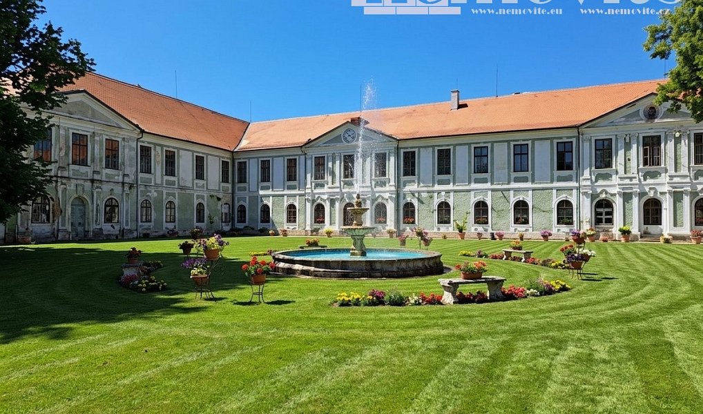 Prodej domu 11 429 m² s pozemkem 31 573 m², Hatín – náhled fotky 51