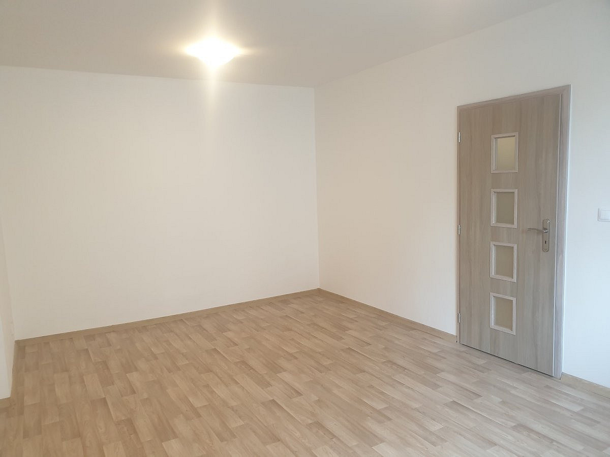 Pronájem bytu 2+kk 54 m² — photo 4