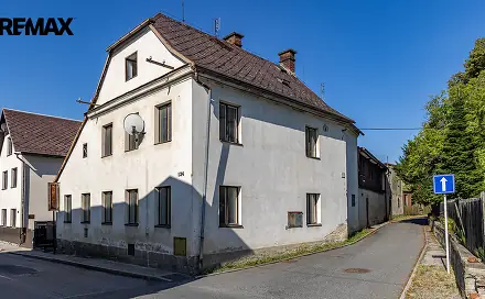 Prodej domu 500 m² s pozemkem 487 m², Československé armády, Cvikov - Cvikov I, okres Česká Lípa