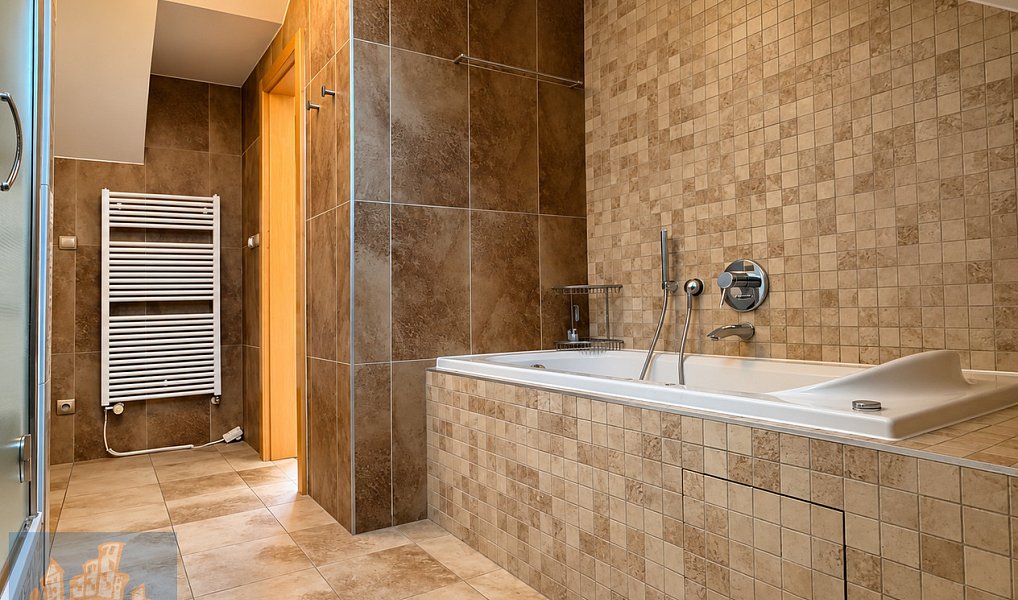 Pronájem bytu 3+kk 157 m², Praha – náhled fotky 13