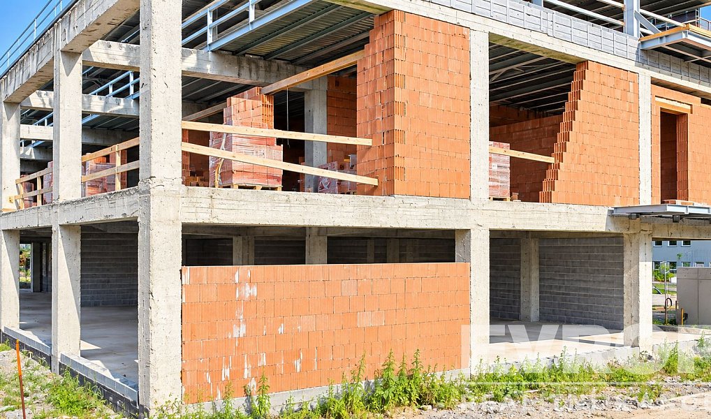 Prodej komerčního objektu (jiného typu) 6 000 m², Ostrava – náhled fotky 11