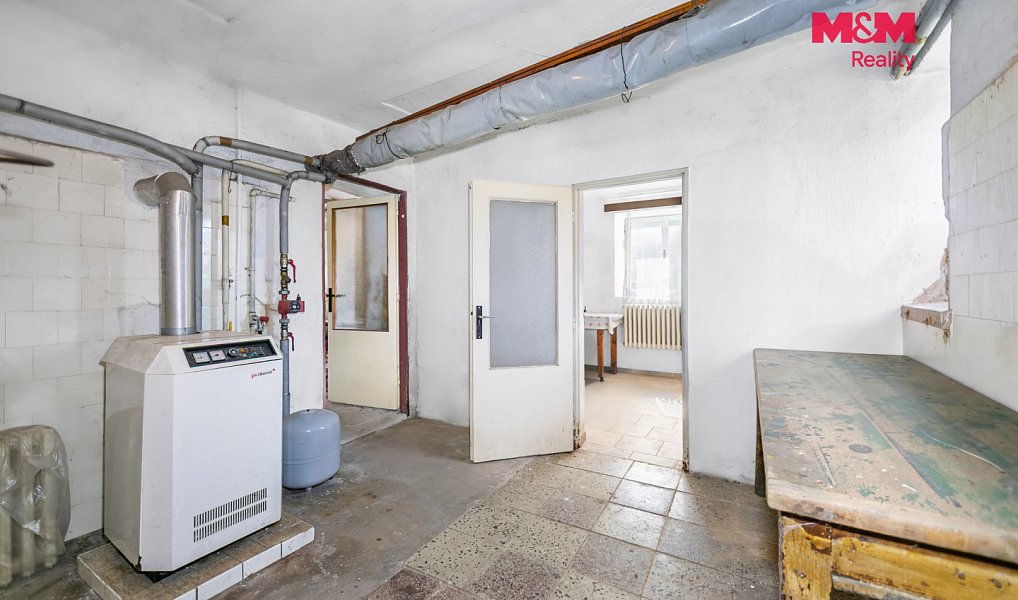 Prodej domu 200 m² s pozemkem 616 m², Plasy – náhled fotky 17