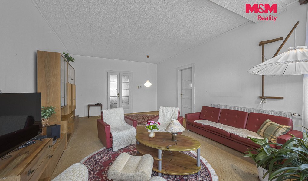 Pronájem domu 134 m² s pozemkem 1 031 m², Dvůr Králové nad Labem – náhled fotky 2