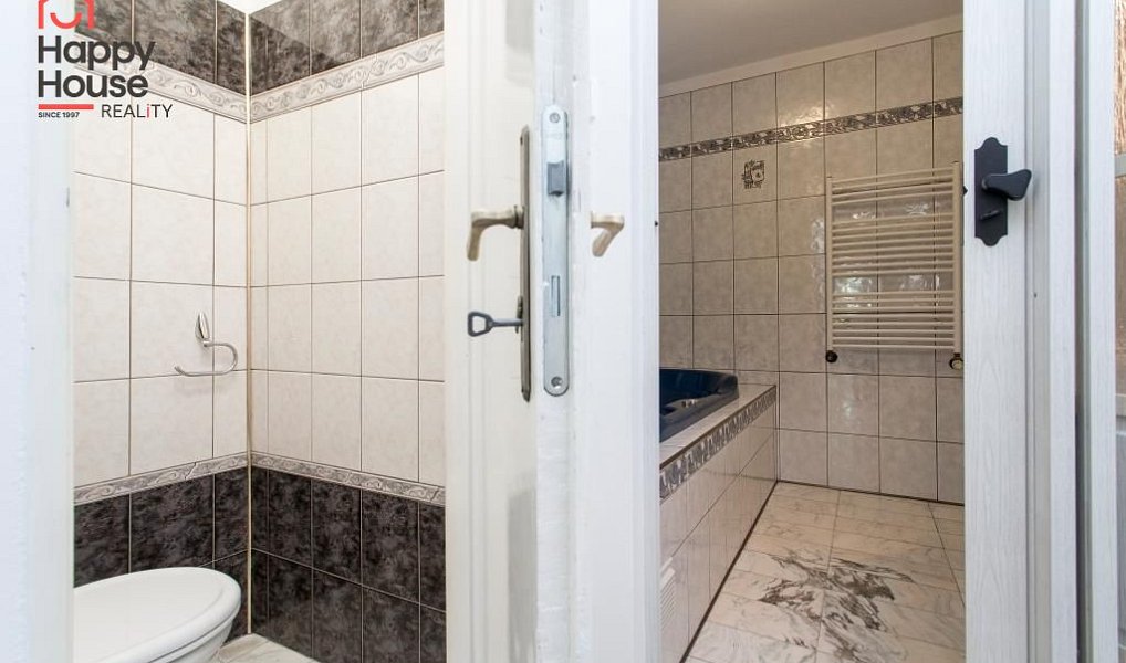 Pronájem domu 240 m² s pozemkem 820 m², Praha – náhled fotky 13