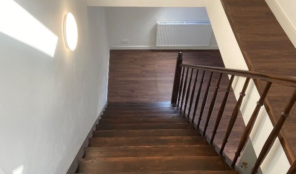 Prodej ubytovacího objektu 486 m², Dalovice – náhled fotky 4