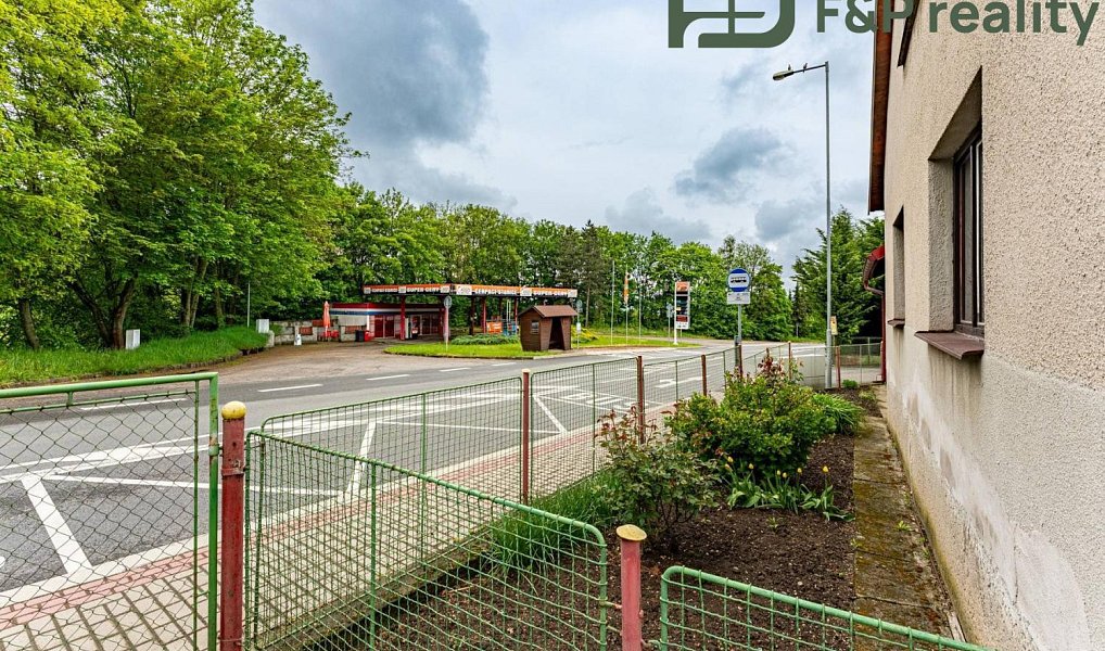 Prodej domu 110 m² s pozemkem 995 m², Seč – náhled fotky 22