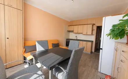 Prodej bytu 1+1 44 m², Javorová, Rokycany - Nové Město