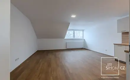Pronájem bytu 1+kk 40 m², Nová Ves, okres Praha-východ