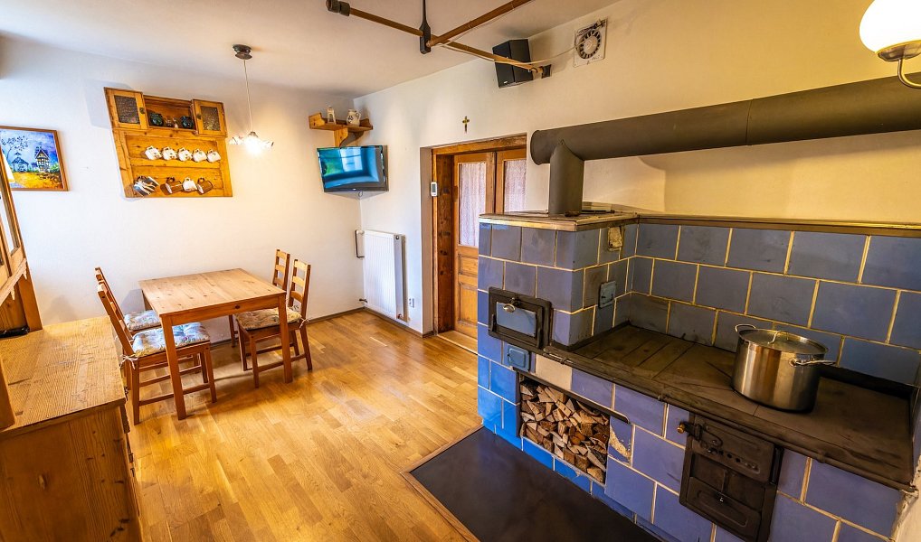 Prodej domu 101 m² s pozemkem 2 286 m², Horní Cerekev – náhled fotky 9