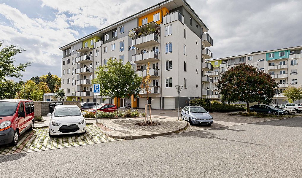 Pronájem bytu 4+kk 100 m², Uherské Hradiště – fotka 1 z 25