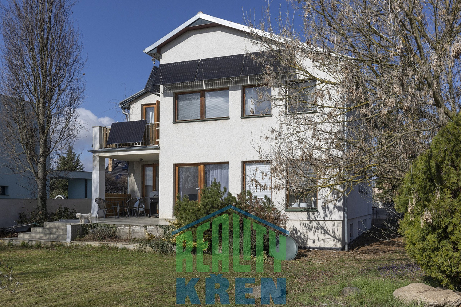 Prodej domu 246 m² s pozemkem 800 m²