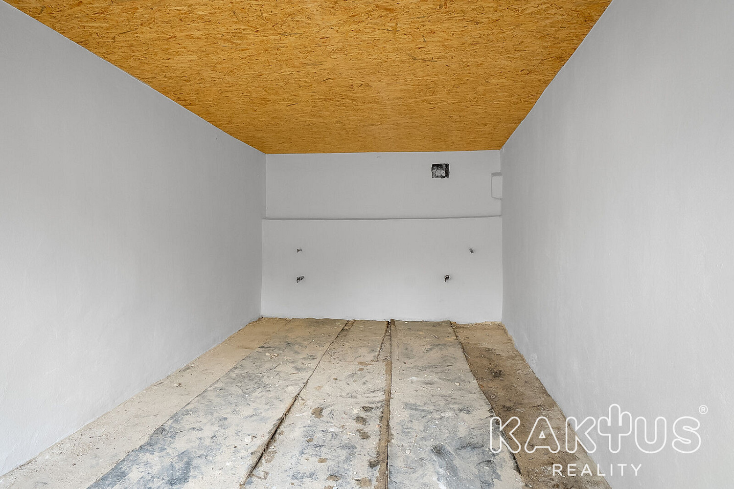 Prodej zděné garáže, 16 m2, Ostrava Poruba, Hlavní třída – fotografie 4