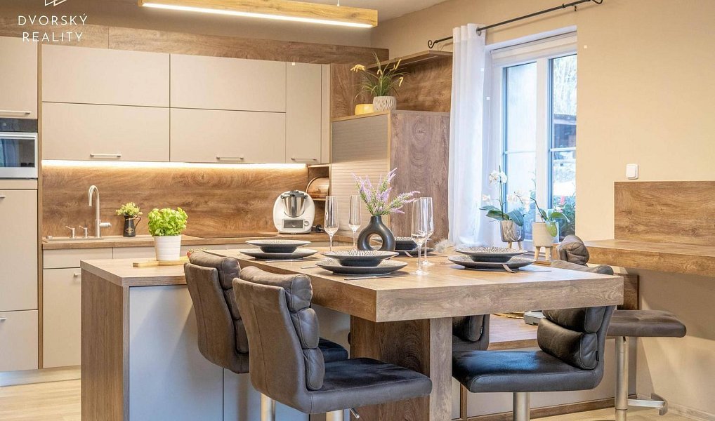 Prodej domu 236 m² s pozemkem 678 m², Mladá Boleslav – náhled fotky 4