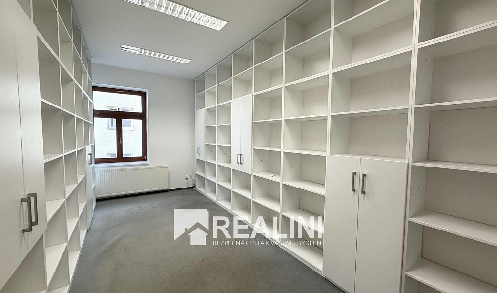 Pronájem kanceláře 16 m², Karviná – náhled fotky 5