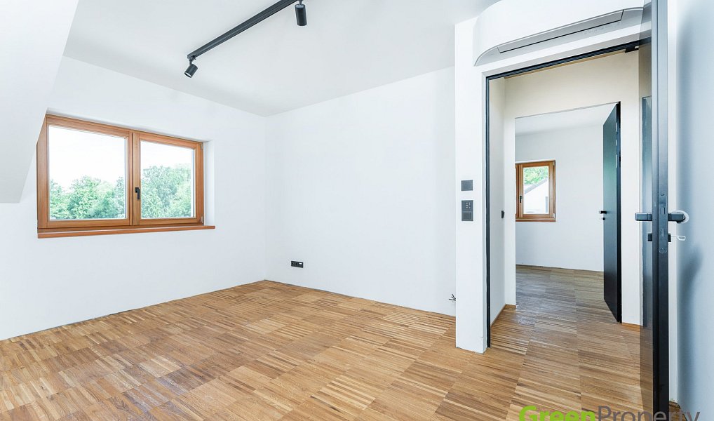 Prodej domu 308 m² s pozemkem 1 907 m², Chocerady – náhled fotky 13