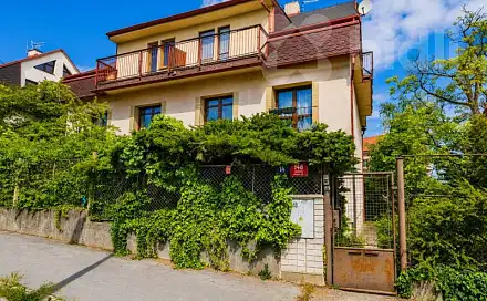 Prodej bytu 2+1 50 m², U Malvazinky, Praha 5 - Smíchov