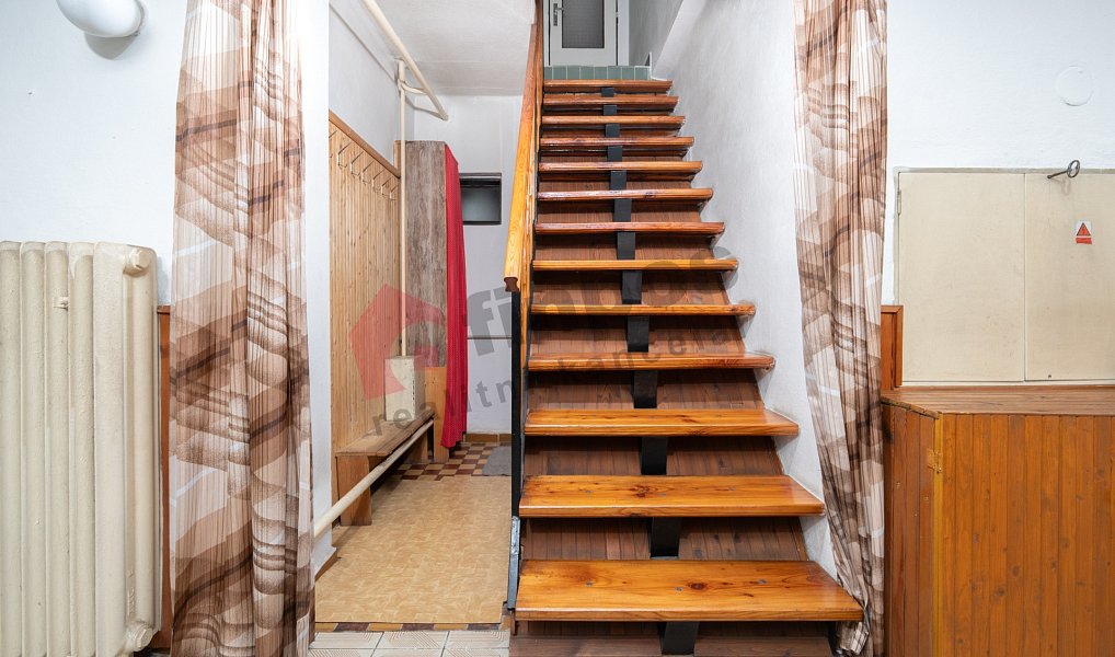 Prodej domu 250 m² s pozemkem 927 m², Kunžak – náhled fotky 17