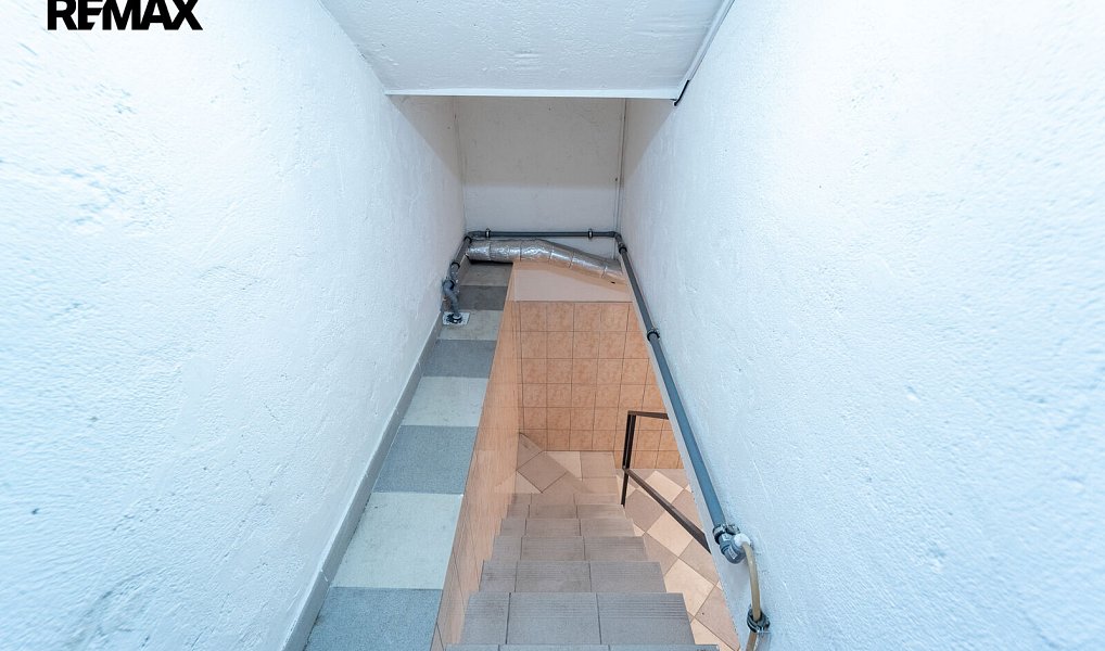 Prodej domu 172 m² s pozemkem 955 m², Krakovany – náhled fotky 36
