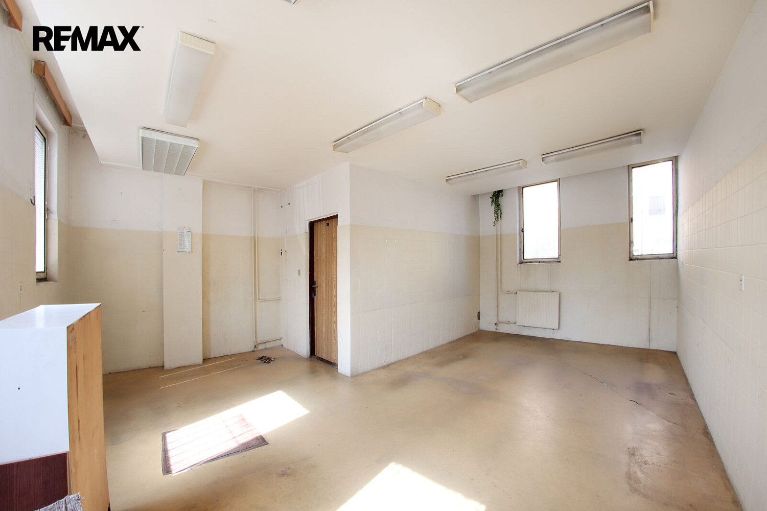 Prodej komerčního objektu (jiného typu) 470 m² — photo 5