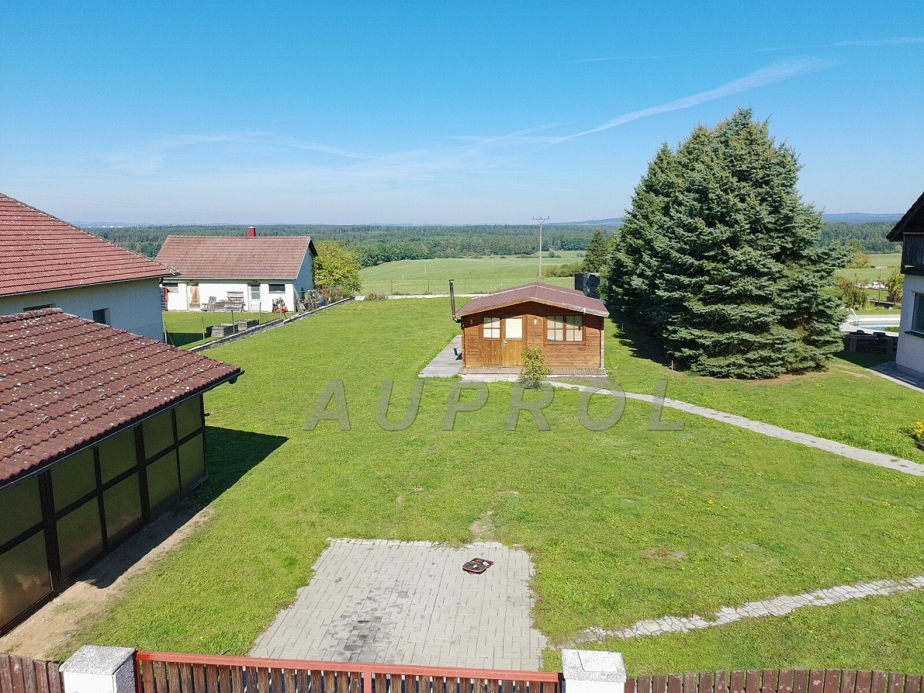 Prodej stavebního pozemku 966 m² – fotografie 5